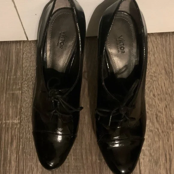 COPY - Victor Alfaro , Black Patent Lace Up Dress Shoes, Size 7, Good Condition - Picture 6 of 16